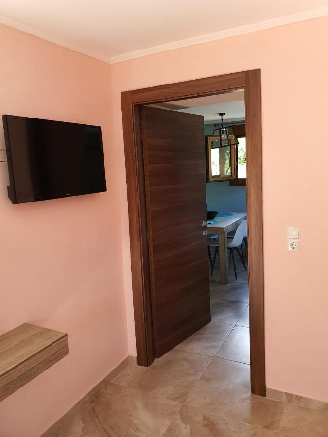 Panos House Apartment Koinira Exterior foto